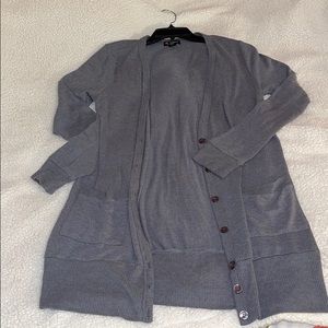 🤍Grey cardigan/sweater🤍